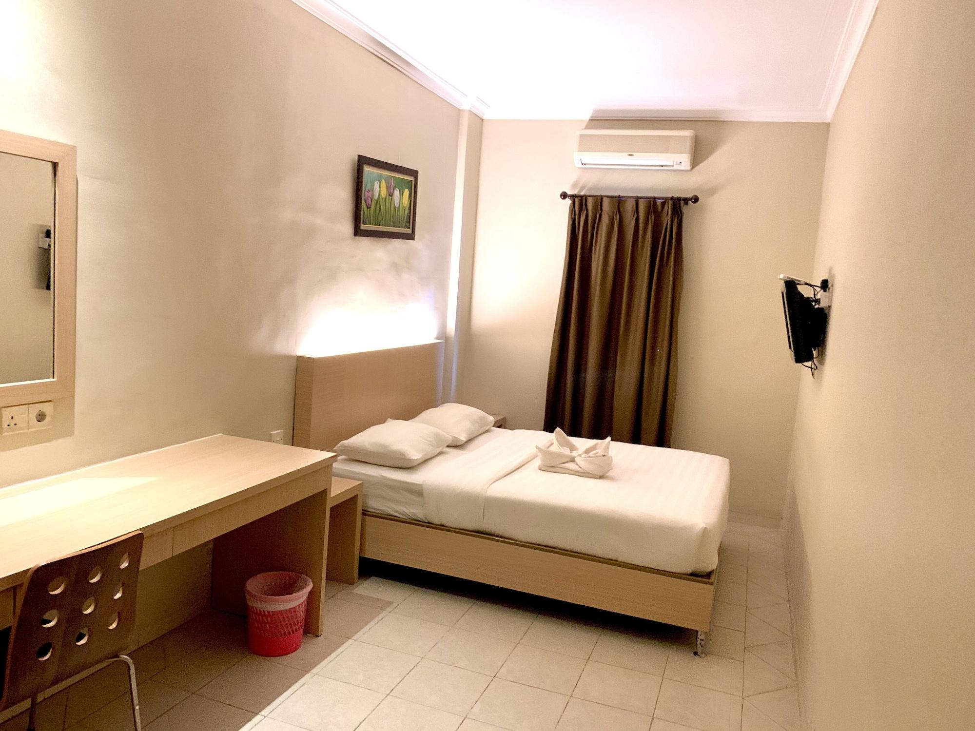 Sky View Hotel Managed By Os Batam Exterior photo