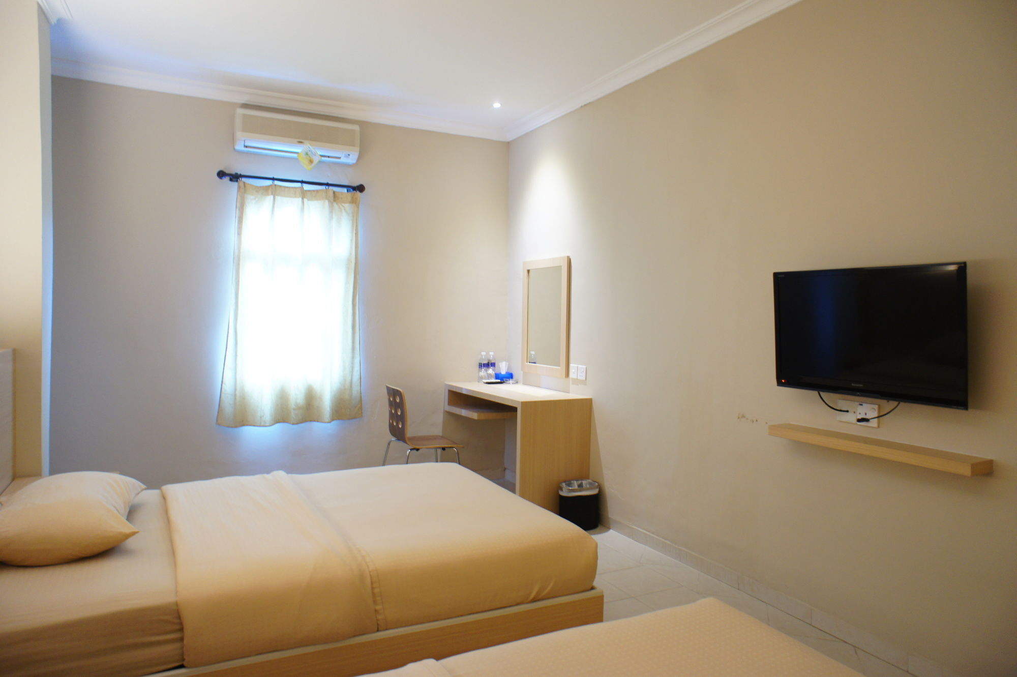 Sky View Hotel Managed By Os Batam Exterior photo